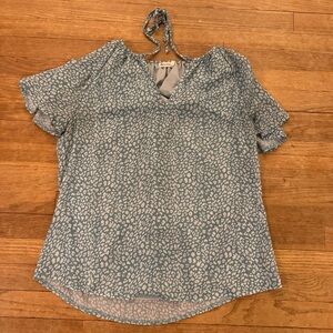 Zounay green white short sleeve V-neck tiny neck blouse shirt size large L
 b6